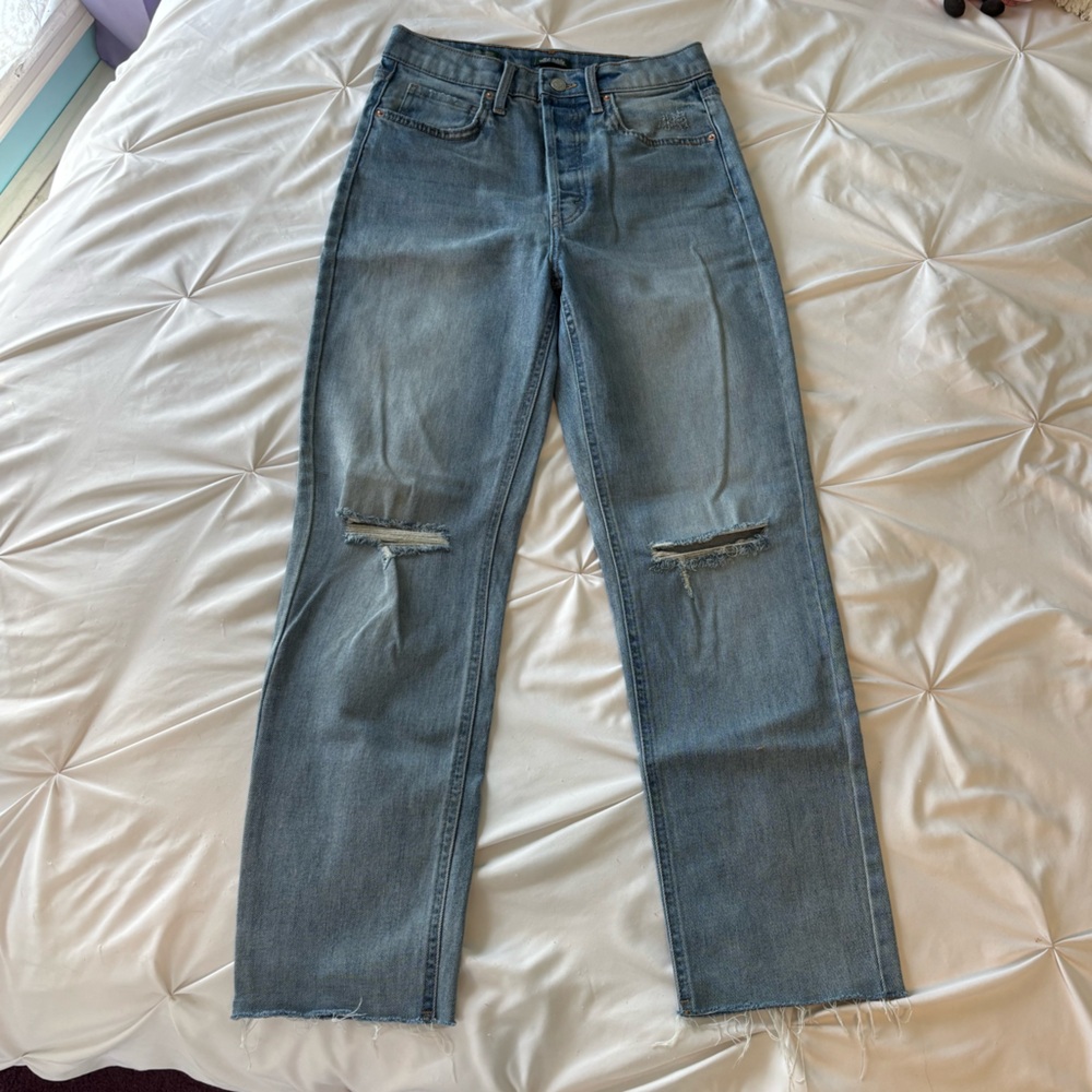 High waisted jeans